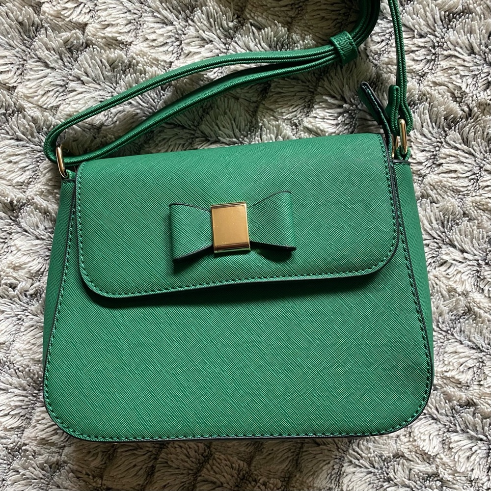 Green Crossbody Bag Purse + Wristlet 💚